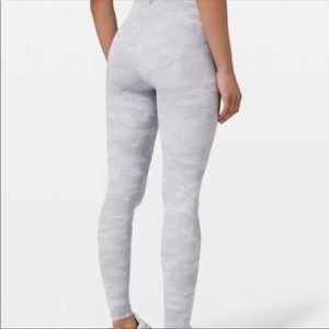 🍋Lululemon Wunder Under HR Tight 25” NWT, white army camo leggings🍋